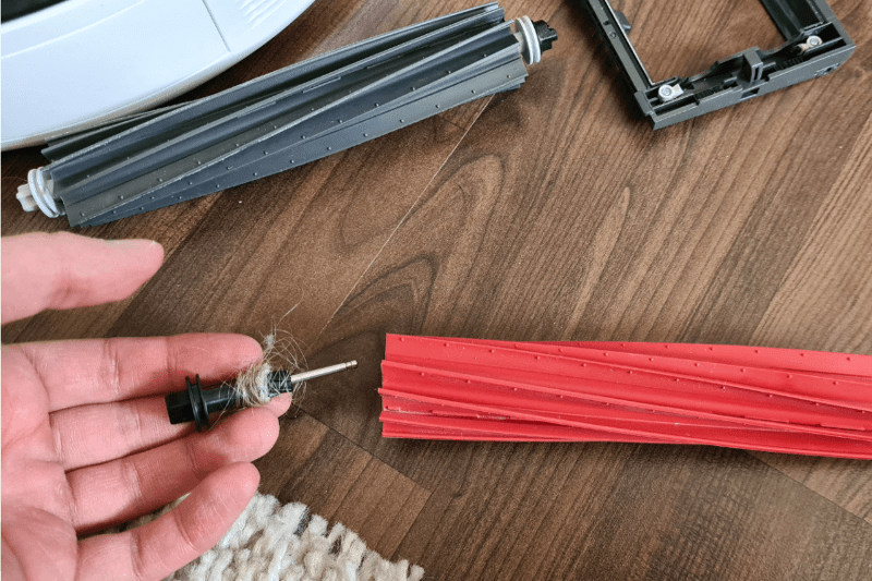 Removing hair from the end of the brushes